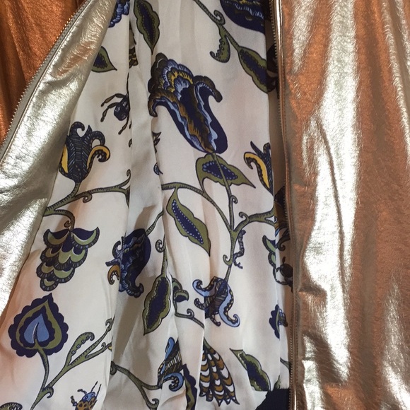 Jacket - Picture 3 of 3